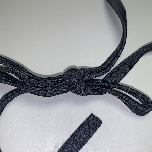 🚨🔜🚨Green and black bikini top - Picture 6 of 6